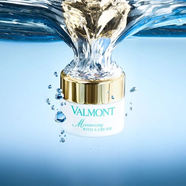 Valmont Moisturizing with a Cream Fashion