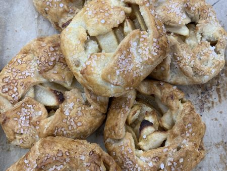 Pear and ginger galette small For Sale